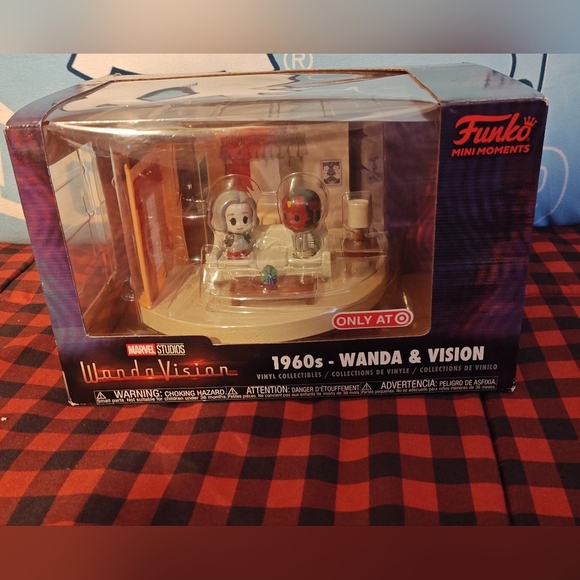 Funko Pop! Mini Moments Marvel Studios Wanda & Vision 1960s Vinyl Figurines - Picture 1 of 2